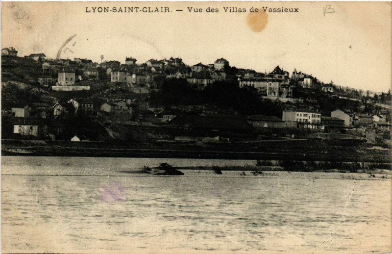 Carte postale ancienne Lyon St-Clair-Vue des Villas de Vassieux à Lyon