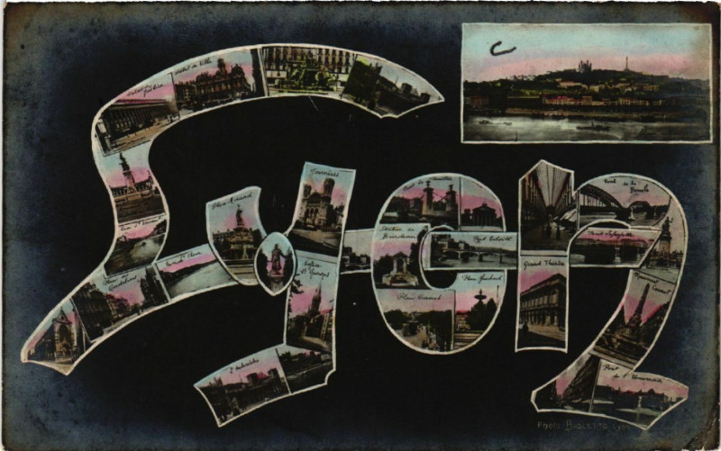 Carte postale ancienne Lyon Souvenir à Lyon