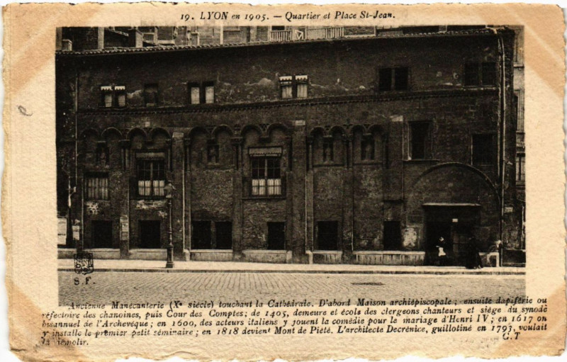 Carte postale ancienne Lyon Quartier et Place St-Jean à Lyon