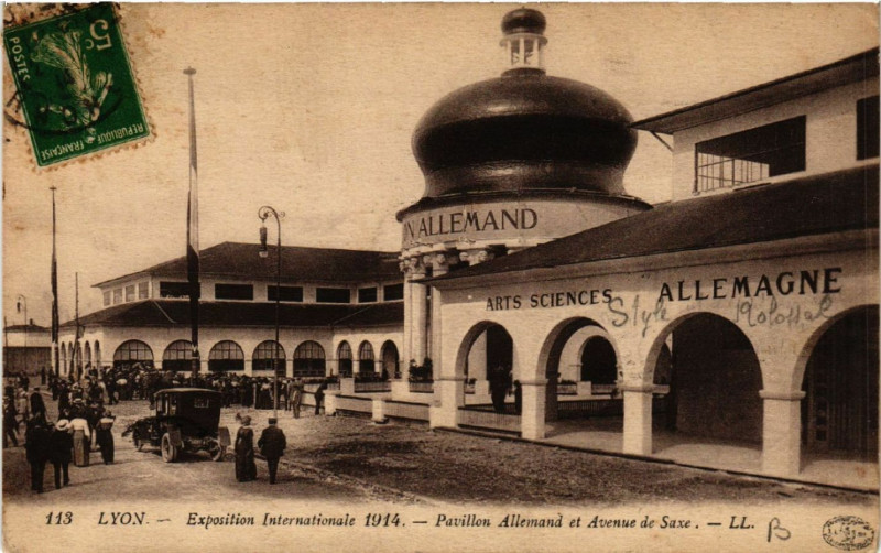 Carte postale ancienne Lyon Pavillon Allmand et Avenue de Saxe à Lyon