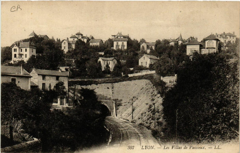 Carte postale ancienne Lyon Les Villas de Vassieux à Lyon