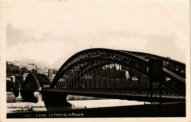 Carte postale ancienne Lyon Le Pont de la Boucle à Lyon