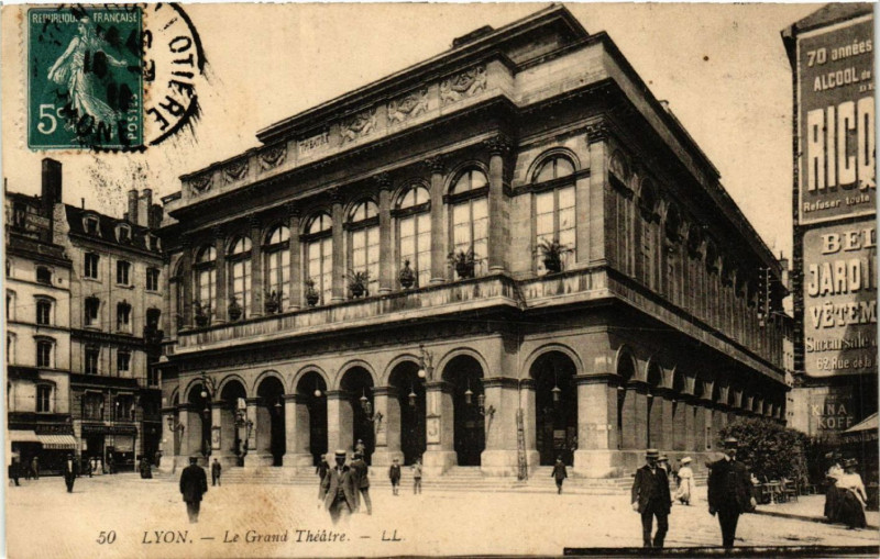 Carte postale ancienne Lyon Le Grand Theatre à Lyon