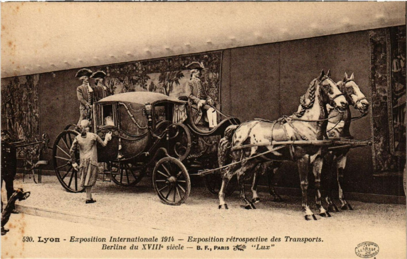 Carte postale ancienne Lyon Exposition retrospective des Transports à Lyon