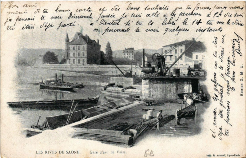 Carte postale ancienne Les Rives de Saone. Gare d'eau de Vaise.