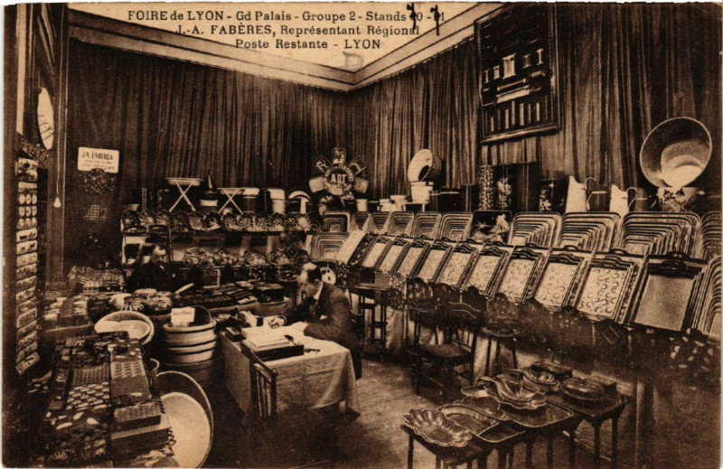 Carte postale ancienne Foire de Lyon Representant Regional Poste Restante à Lyon
