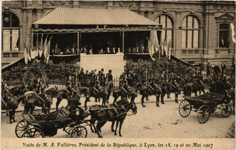 Carte postale ancienne Visite de M.a.fallieres President de la Republique a Lyon à Lyon