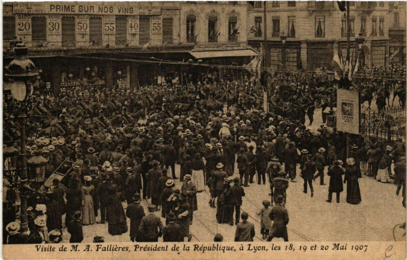 Carte postale ancienne Visite de M.A. Fallieres President de la Republique a Lyon à Lyon