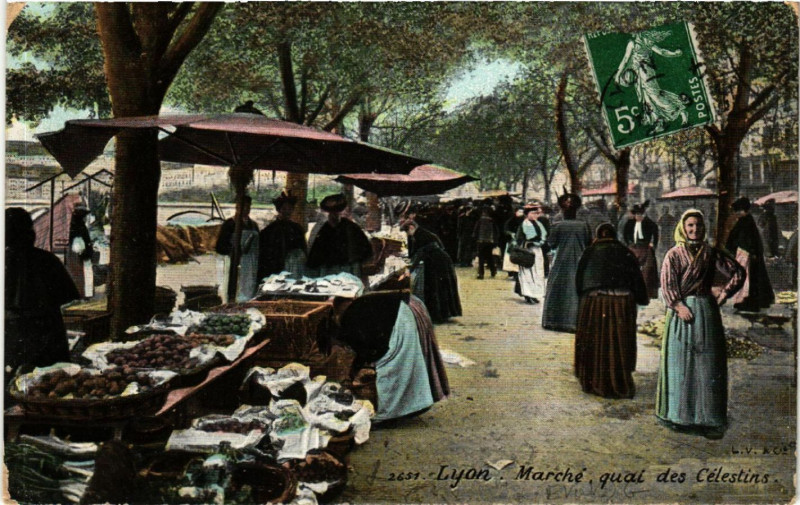 Carte postale ancienne Lyon-Marche quai des Celestins à Lyon