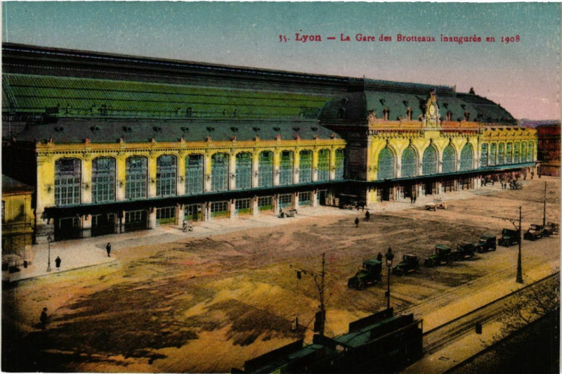 Carte postale ancienne Lyon-La Gare des Brotteaux inaugurée en 1908 à Lyon