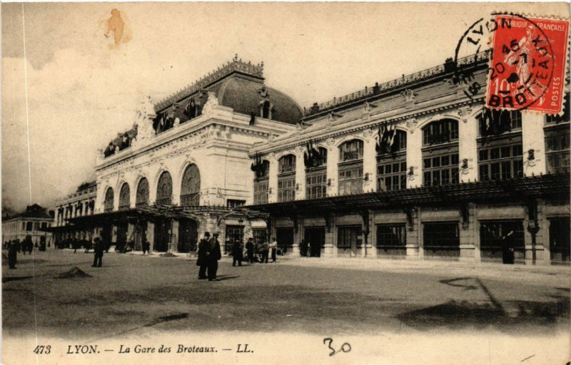 Carte postale ancienne Lyon-La Gare des Brotteaux à Lyon