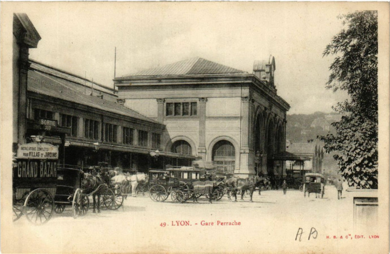 Carte postale ancienne Lyon-Gare Perrache à Lyon