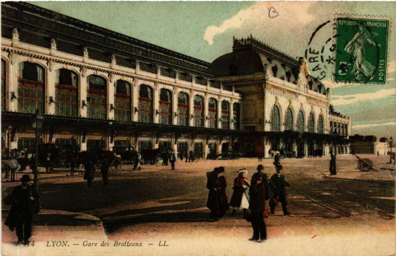 Carte postale ancienne Lyon-Gare des Brotteaux à Lyon