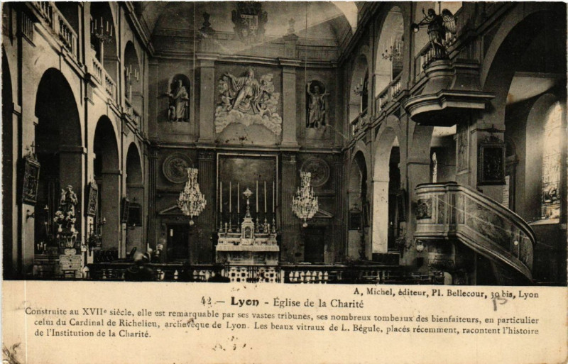 Carte postale ancienne Lyon-Eglise de la Charite à Lyon