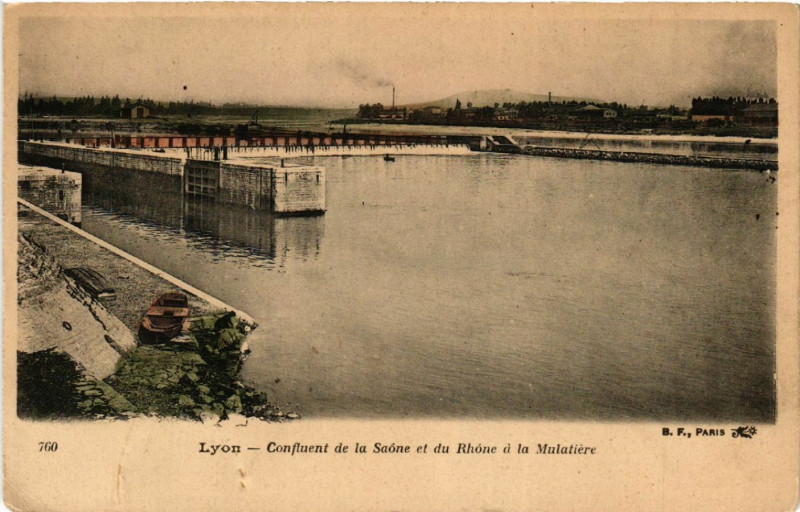 Carte postale ancienne Lyon-Confluent de la SAONEt et du Rhone a la Mulatiere à Lyon