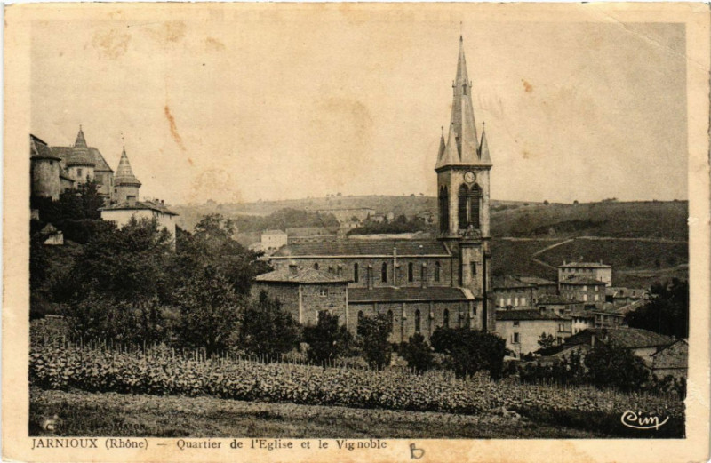 Carte postale ancienne Jarnioux Quartier de l'Eglise et le Vignoble