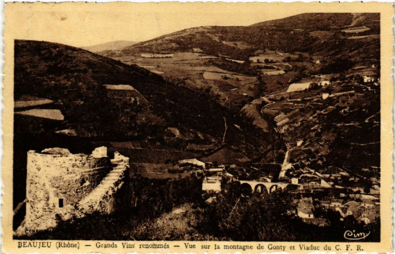 Carte postale ancienne Beaujeu Grands Vins renommes vue sur montagne de Gonty Viaduc à Beaujeu