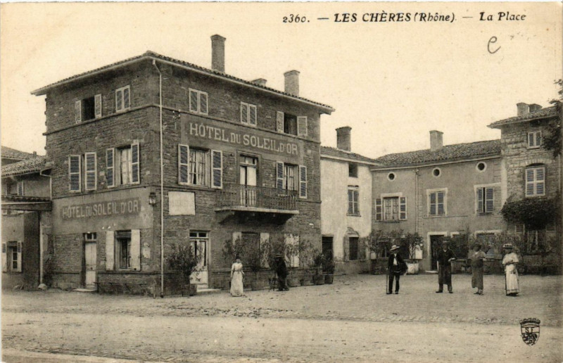 Carte postale ancienne Les Cheres - La Place aux Chères