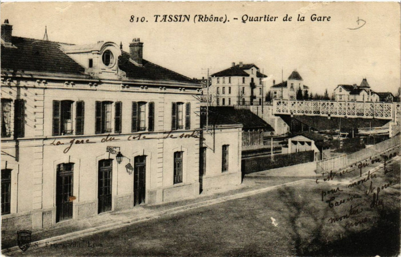 Carte postale ancienne Tassin - Quartier de la Gare
