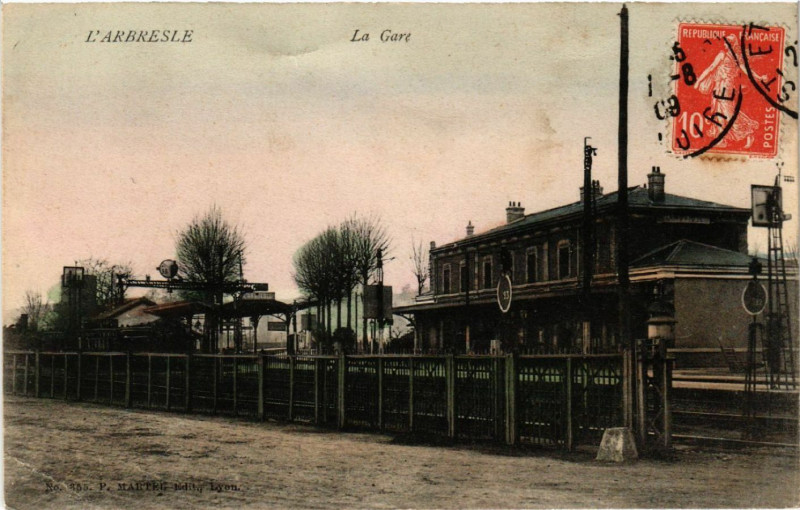 Carte postale ancienne L'Arbresle - La Gare à L'Arbresle