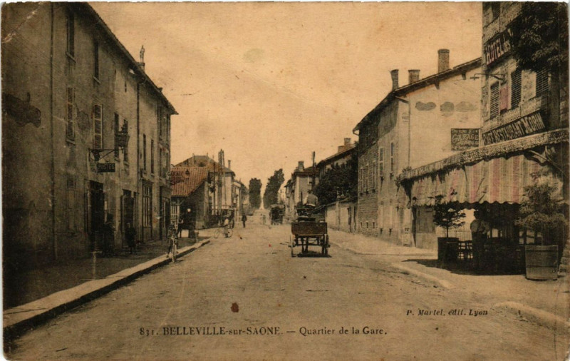 Carte postale ancienne Belleville-sur-Saone - Quartier de la Gare