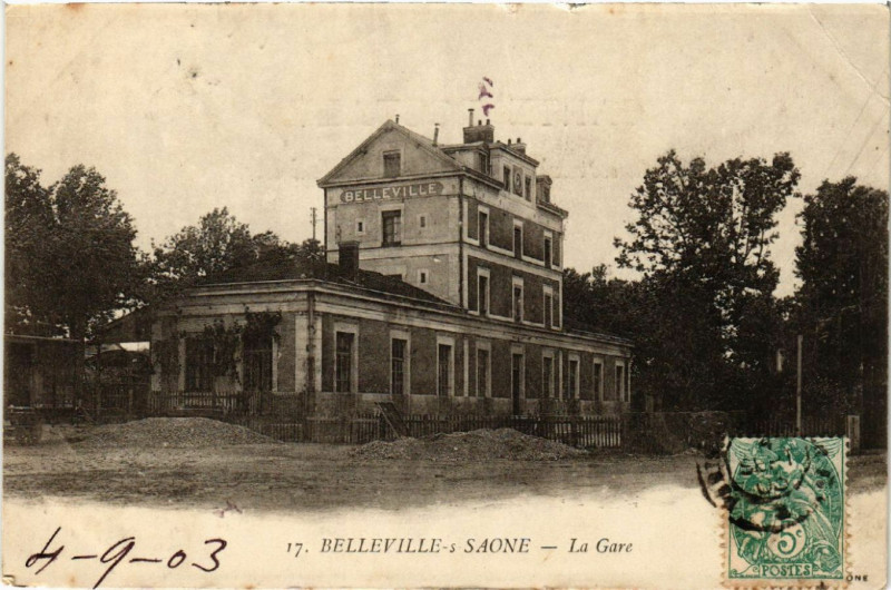Carte postale ancienne Belleville-sur-Saone - La Gare