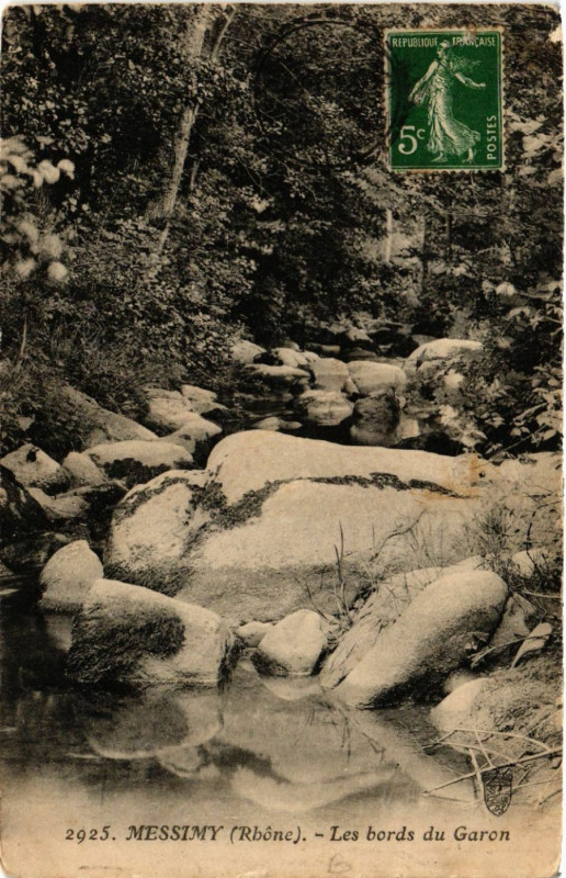 Carte postale ancienne Messimy - Les bords du Garon à Messimy