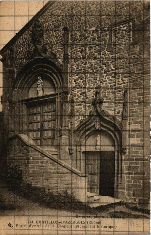 Carte postale ancienne Chatillon-d'Azergues - Portes d'entrée de la Chapelle à Châtillon