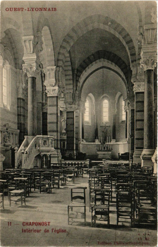 Carte postale ancienne Ouest-Lyonnais - Champonost - Interieur de l'Eglise à Lyon