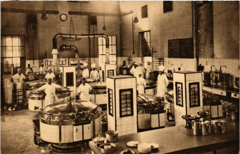 Carte postale ancienne Lyon - Hopital Edouard-Herriot - La Cuisine à Lyon
