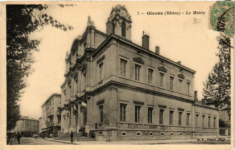 Carte postale ancienne Givors Le Mairie à Givors