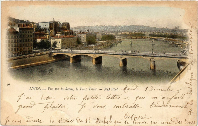 Carte postale ancienne Lyon Vue sur la Saone Le Pont Tilsit à Lyon