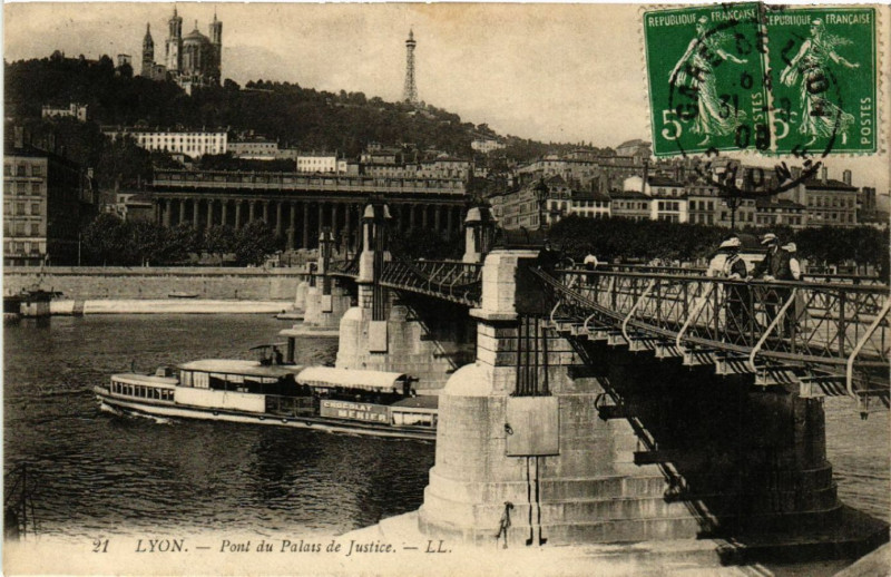 Carte postale ancienne Lyon Pont du Palais de Justice à Lyon