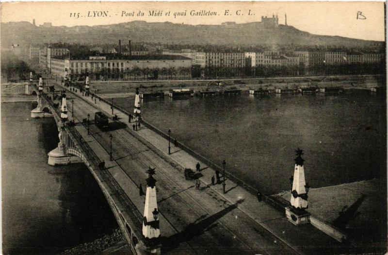 Carte postale ancienne Lyon Pont du Midi et quai Gailleton à Lyon