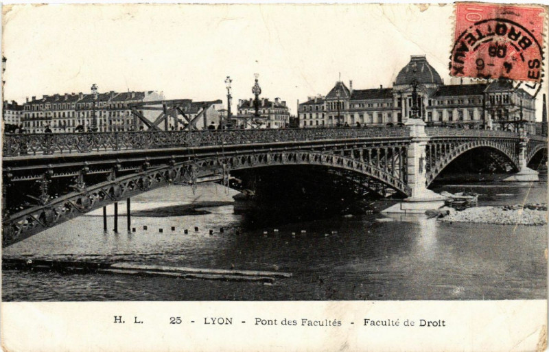 Carte postale ancienne Lyon Pont des Facultes Faculte de Droit à Lyon