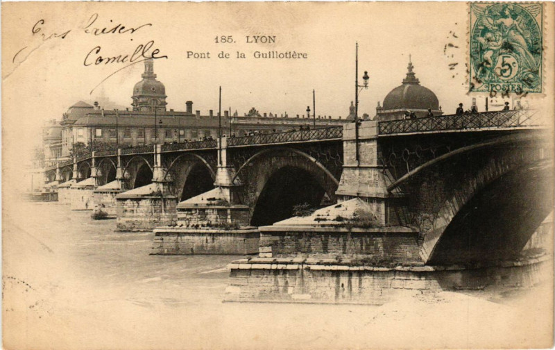Carte postale ancienne Lyon pont de la Guillotiere à Lyon