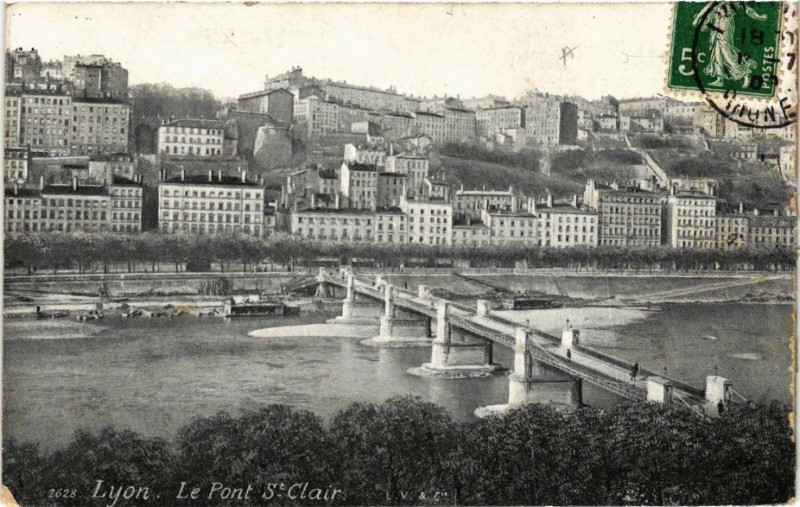 Carte postale ancienne Lyon le Pont St-Clair à Lyon