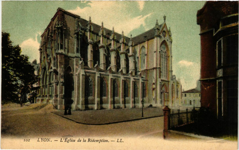 Carte postale ancienne Lyon Eglise de la Redemption à Lyon