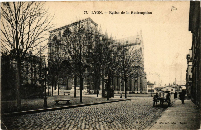 Carte postale ancienne Lyon Eglise de la Redemption à Lyon