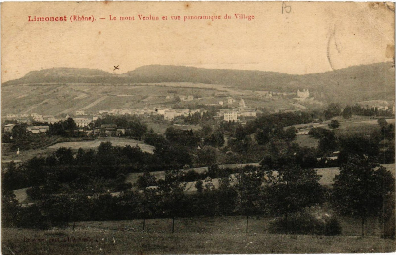 Carte postale ancienne Limonest Le Mont Verdun et vue panoramique du Village à Limonest