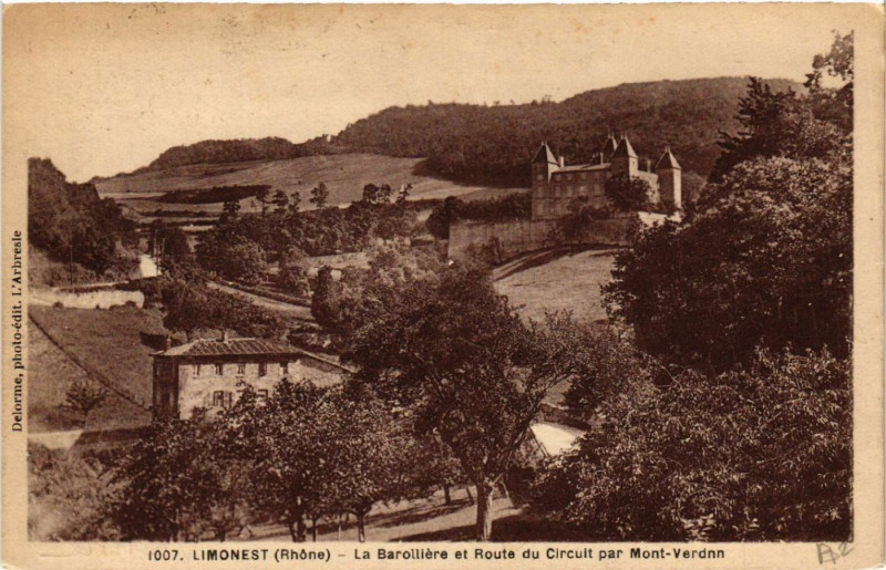 Carte postale ancienne Limonest La Barolliere et Route du Circuit par Mont Verdnn à Limonest