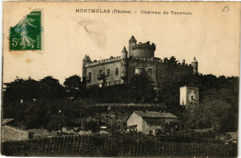 Carte postale ancienne Montmelas Chateau de Tournon