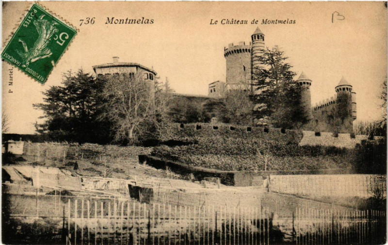 Carte postale ancienne Montmelas Chateau de Montmelas
