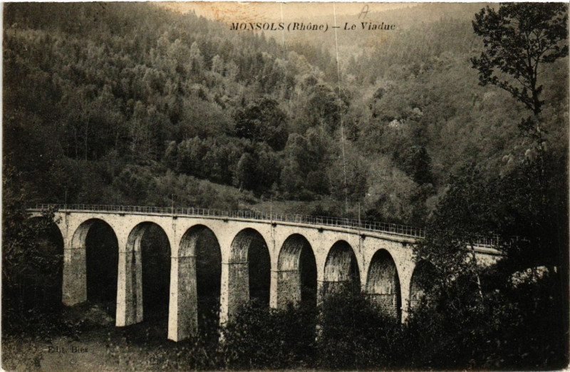 Carte postale ancienne Monsols Le Viaduc