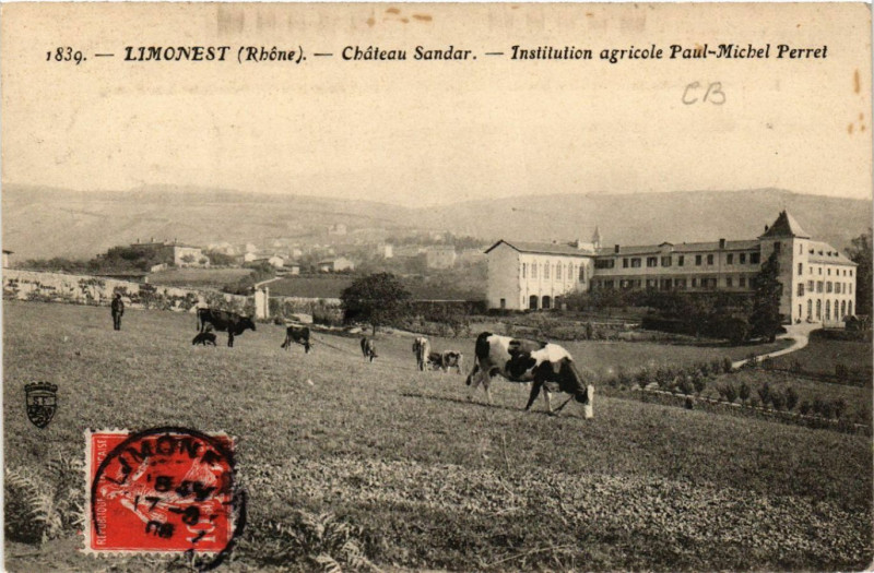 Carte postale ancienne Limonest Chateau Sandar Inst. Agricole Paul-Michel Perret à Limonest