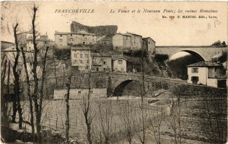 Carte postale ancienne Francheville Le Vieux et le Nouveau Pont les ruines romaines à Francheville