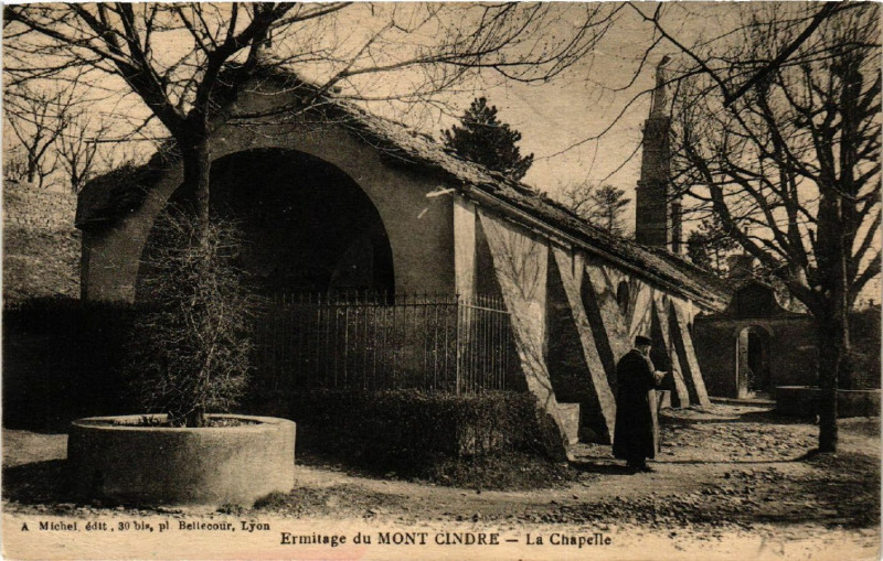 Carte postale ancienne Ermitage du Mont-Cindre La Chapelle