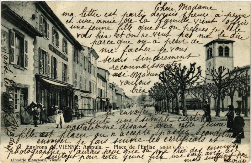 Carte postale ancienne Ampuis Place de l'Eglise à Ampuis