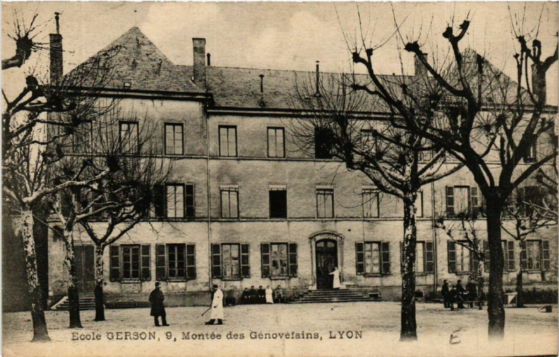 Carte postale ancienne Ecole Gerson - Montée des Genovefains - Lyon à Lyon