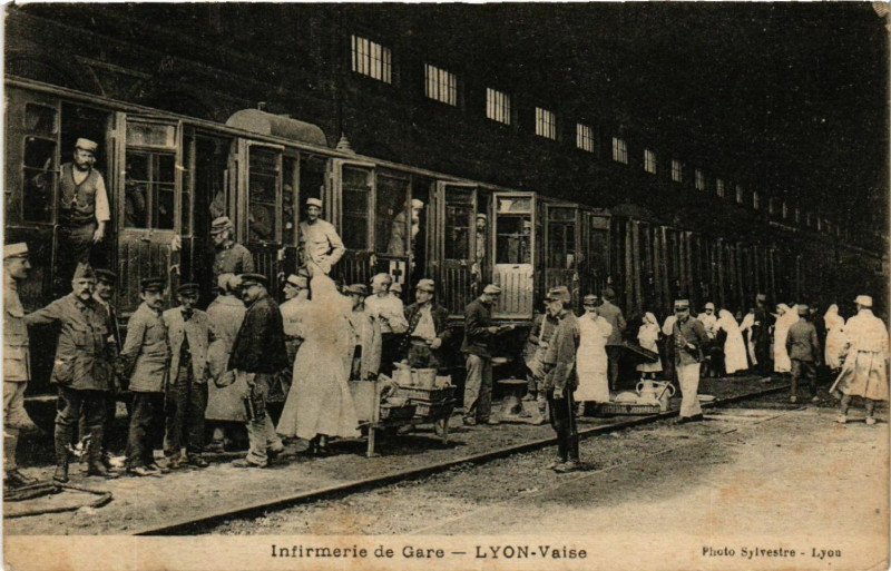 Carte postale ancienne Infirmerie de Gare - Lyon-Vaise à Lyon